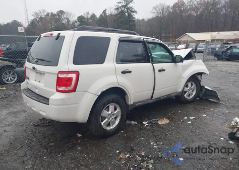 2011 Ford Escape Xlt из США, поврежденный, VIN 1FMCU0D71BKA13836